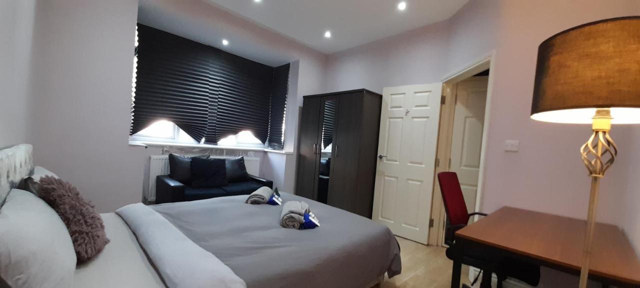Comfy Fenia Stay London Ngoại thất bức ảnh