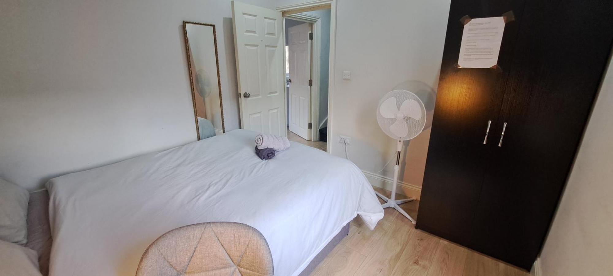 Comfy Fenia Stay London Ngoại thất bức ảnh