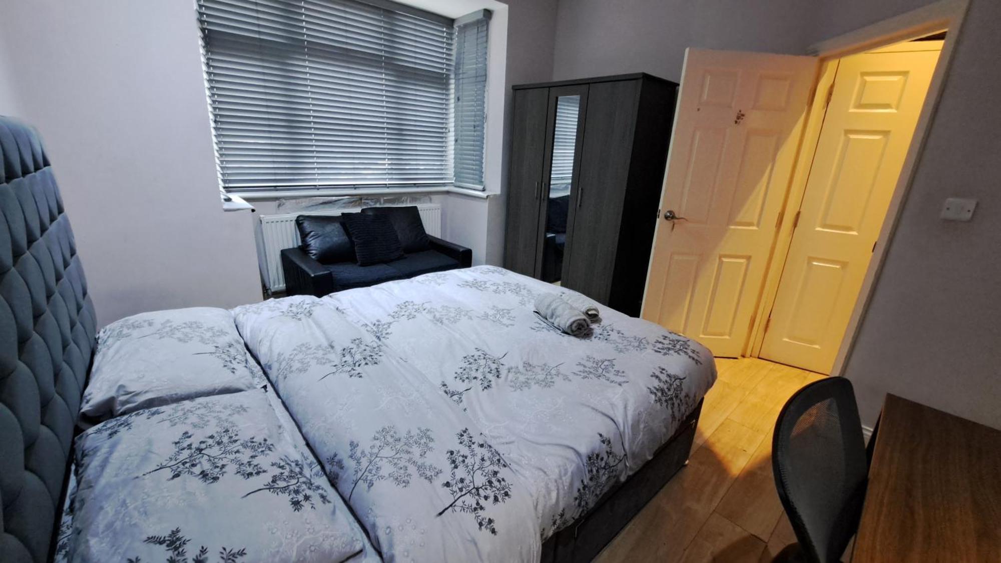 Comfy Fenia Stay London Ngoại thất bức ảnh